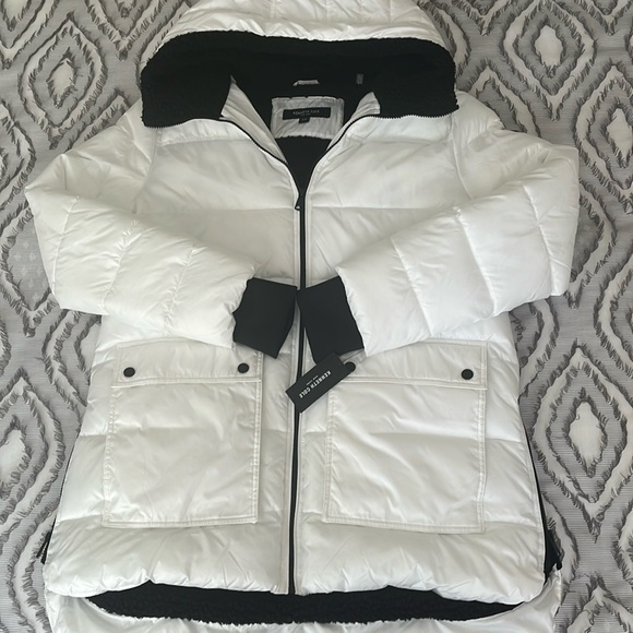 Kennet Cole New York Women’s Winter Puffer Jacket Hooded Colour White/Black - Picture 5 of 13